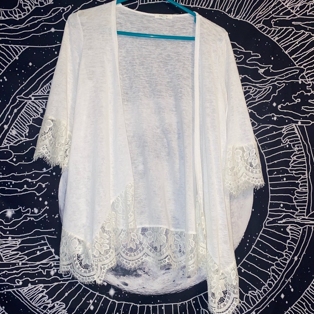 White Maurices half sleeve cardigan size M